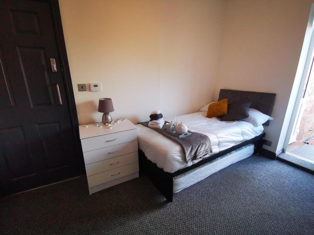 ホテル Mapperley House - Under New Management Promotional Rates Available ノッティンガム エクステリア 写真