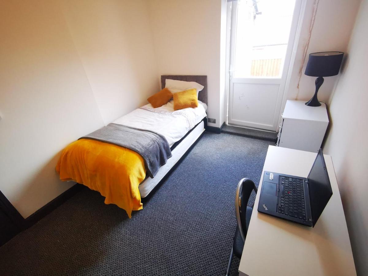 ホテル Mapperley House - Under New Management Promotional Rates Available ノッティンガム エクステリア 写真